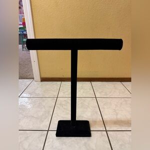 18" Black Velvet Single Bar Jewelry Stand